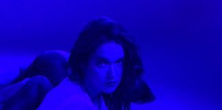 Anna Wise anuncia o EP ‘The Feminine: Act II’ com o videoclipe de “Coconuts”