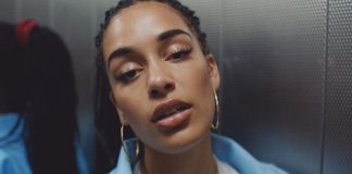 Jorja Smith lança o videoclipe de “On My Mind” com elenco da série ‘People Just Do Nothing’
