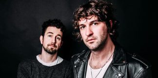 Japandroids e seu diário de turnê no videoclipe de “North East South West”