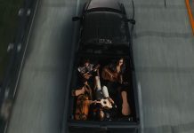 Crystal Fighters pega carona numa carroceria no videoclipe de “Yellow Sun”