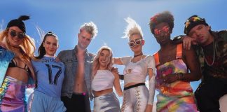 SOFI TUKKER e os amigos do The Knocks, Nervo e Alisa Ueno no videoclipe de “Best Friend”