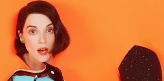 St. Vincent mostra “Power Corrupts”, faixa da edição japonesa de ‘Masseduction’