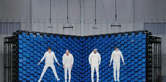 OK Go se supera, com mais de 500 impressoras em cena, no videoclipe de “Obsession”