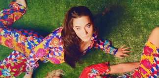 SOFI TUKKER retoma o gingado latino e canta em português em “Energia”