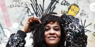 Tulipa Ruiz lança na íntegra o álbum ‘TU’ com regravações e faixas inéditas
