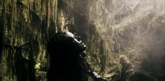 Xenoula vem de outro mundo desvendar os mistérios da Terra no clipe de “Chief Of Tin”