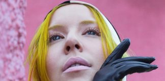 Austra lança “Change The Paradigm”, faixa descartada do álbum ‘Future Politics’