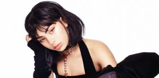 Charli XCX mostra a faixa “Unlock It” e prévia de parceria com Pabllo Vittar