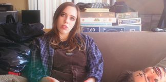 Soccer Mommy mata o namorado no videoclipe de “Your Dog”
