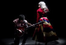 Wardell e seus movimentos dimensionais no videoclipe de “Deeper Underwater”