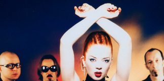 Garbage anuncia edição de 20 anos do álbum ‘Version 2.0’ com o b-side “Lick the Pavement”