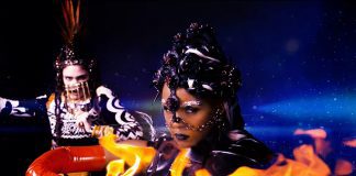 Grimes e Janelle Monáe são guerreiras do futuro no videoclipe de “Venus Fly”
