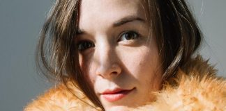 Margaret Glaspy lança EP surpresa, ‘Born Yesterday’, sobre os erros do amor