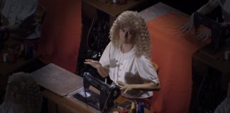 Juana Molina combina revolução e moda no bizarro videoclipe de “Cosoco”