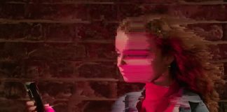 Let’s Eat Grandma em busca de um santuário cor-de-rosa no videoclipe de “Hot Pink”