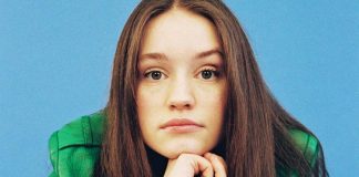 Sigrid revela mais um single pop arrebatador e gracioso com “High Five”