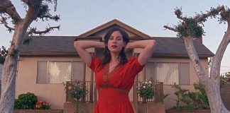 Buzzy Lee lança videoclipe para a lastimosa “Walk Away” do EP ‘Facepaint’