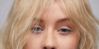 Christina Aguilera lança a resistente “Fall in Line”, dueto com Demi Lovato, do álbum ‘Liberation’