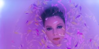 Little Boots lança clipe de “River” dentro de uma banheira