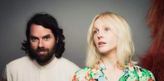 O LUMP, de Laura Marling e Mike Lindsay, mostra a excêntrica “May I Be The Light”