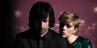 Pete Yorn e Scarlett Johansson repetem a parceria musical e lançam o EP ‘Apart’