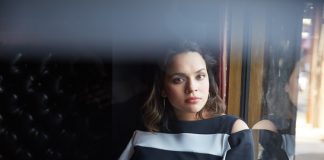 Norah Jones lança o single surpresa “My Heart Is Full” com produtor de Sufjan Stevens