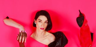 St. Vincent reimagina a faixa “Slow Disco” e a batiza de “Fast Slow Disco”