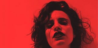 Anna Calvi lança a épica e subversiva faixa título do álbum ‘Hunter’
