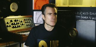 O Everything Is Recorded, de Richard Russell, anuncia o EP ‘8AM’ e mostra a faixa “Carry Me”