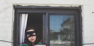 King Princess reflete um amor não correspondido no videoclipe de “Upper West Side”