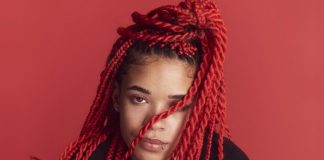 Cosha, ex-Bonzai, lança videoclipe simples e animado para “Bladerunnin'”