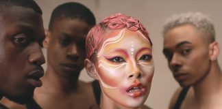 Rina Sawayama lança o exuberante e fantasioso videoclipe de “Cherry”