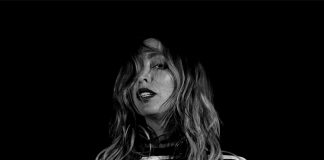 The Ting Tings dança e toca no escuro no videoclipe de “Blacklight”