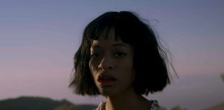 Kilo Kish numa briga sangrenta com Kilo Kish no videoclipe de “Void”