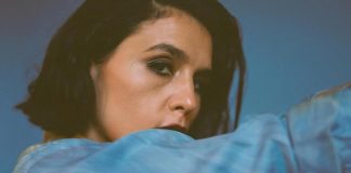 Jessie Ware volta dançante e elegante na sedutora ”Adore You”