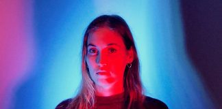 Hatchie anuncia o álbum de estreia ‘Keepsake’ e apresenta o single “Stay With Me”