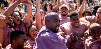 Kanye West lança a inédita “Water” em seu culto musical no Coachella