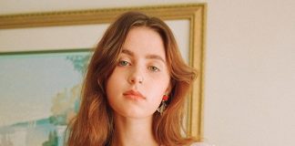 Clairo anuncia o disco de estreia ‘Immunity’ e canta sobre sua sexualidade na honesta “Bags”