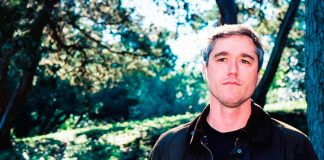 Matt Kivel amadure sua sonoridade experimental no intimista álbum ‘Last Night In America’