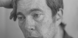 Bill Callahan mostra mais cinco faixas inéditas do álbum ‘Shepherd in a Sheepskin Vest’