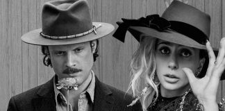 Father John Misty mostra faixa descartada do filme ‘Nasce Uma Estrela’