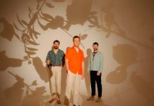 Friendly Fires anuncia primeiro disco em oito anos e mostra o single “Silhouettes”