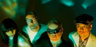 Pixies anuncia o álbum ‘Beneath the Eyrie’ e mostra o single “On Graveyard Hill”