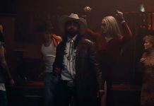 O DOPE LEMON, projeto musical de Angus Stone, lança o álbum ‘Smooth Big Cat’ e clipe de “Give Me Honey”
