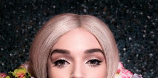 Poppy disponibiliza o álbum de música ambiente ‘I C U (Music To Read To)’
