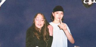 Fiona Apple agradece King Princess por ceder os ganhos de “I Know” para ajudar refugiados