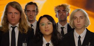 Jay Som busca vida extraterrestre no videoclipe de “Nighttime Drive”