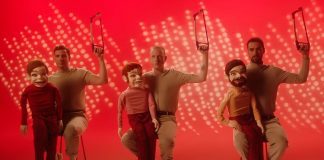 Two Door Cinema Club e seu insano show de ventríloquo no clipe de “Once”
