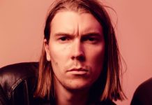 Alex Cameron lança a faixa “Stepdad” do álbum ‘Miami Memory’