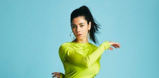 MARINA anuncia versão acústica do álbum ‘LOVE + FEAR’